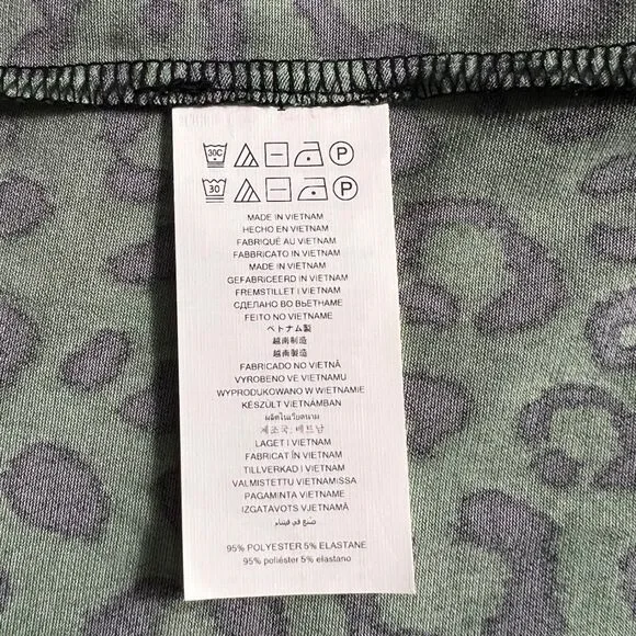 Michael Kors Women's Leopard Print Bell Sleeve Top Green Black Size XS Stretch - Picture 5 of 12